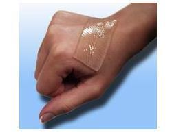 FOGLIO AUTO ADERENTE IN GEL DI SILICONE CICA CARE PER IL TRATTAMENTO DELLE CICATRICI 12CMX6CM 1MED - maxifarmacia.it