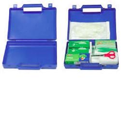 BORSETTA PRONTO SOCCORSO COMPLETO AUTO - maxifarmacia.it