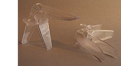SPECULUM VAGINALE STERILE MISURA PICCOLA. SUPERFICIE INTERNA DELLE VALVE SATINATA E ANTIRIFLESSO - maxifarmacia.it